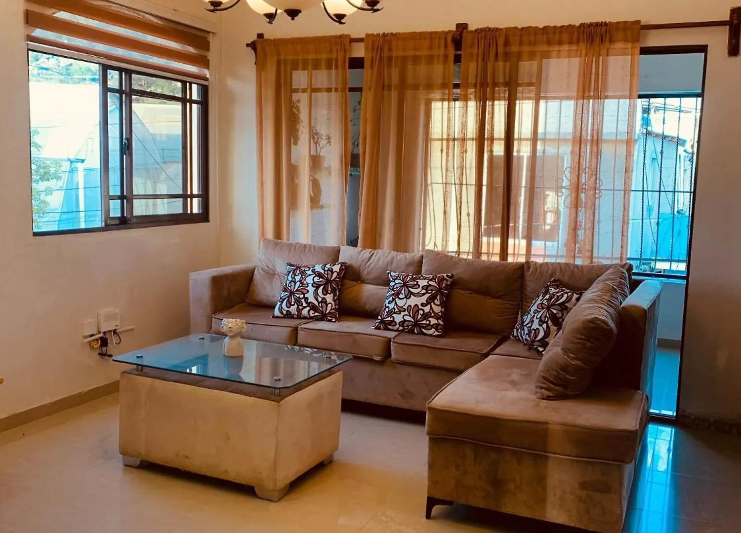 Villa Pl Residencia Constanza 0*,